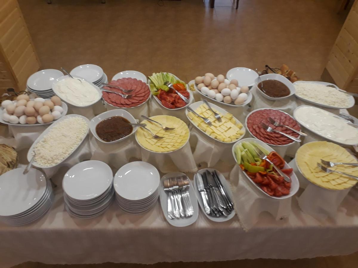 גוריס Yeghevnut Hotel מראה חיצוני תמונה