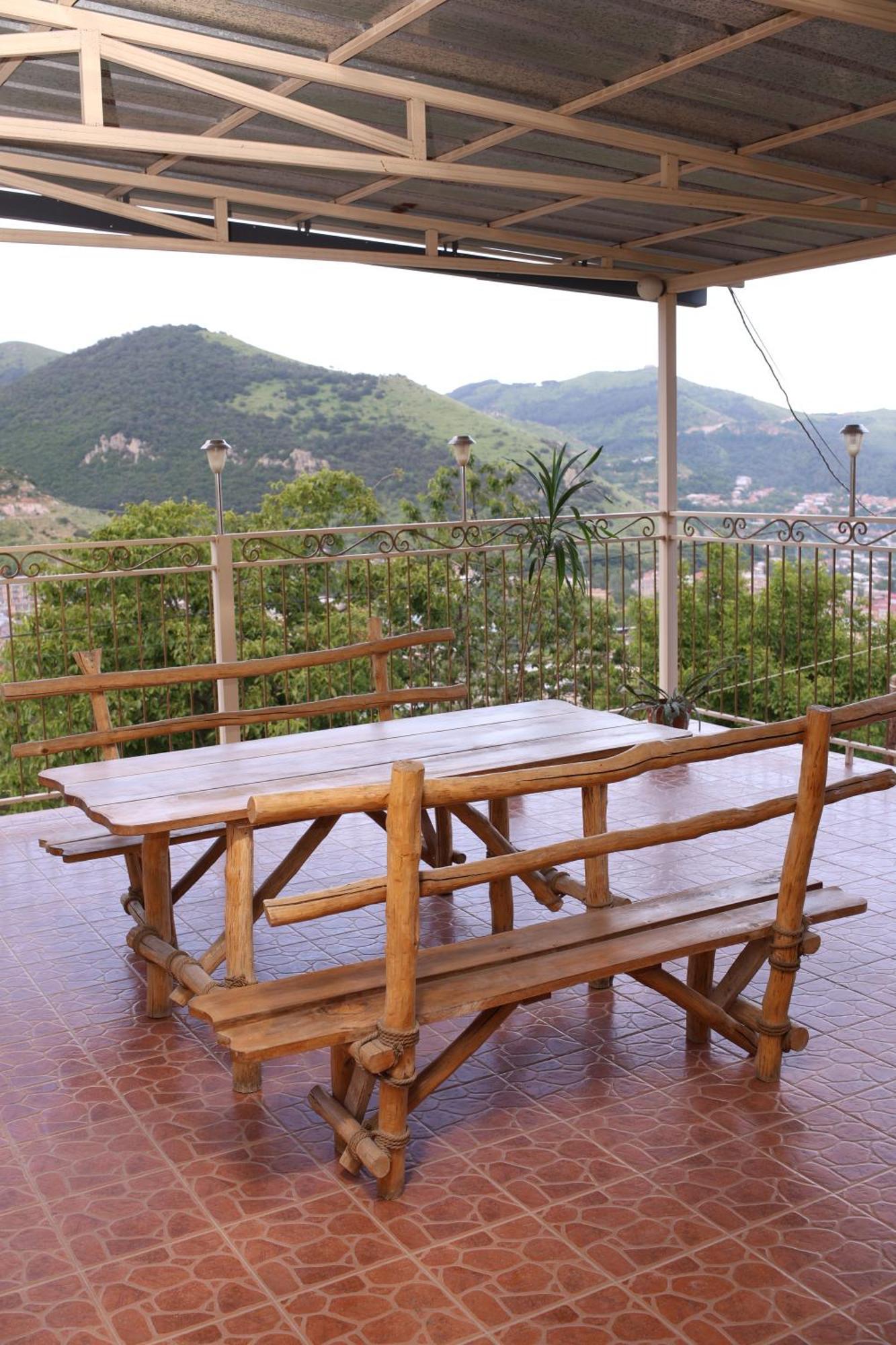 גוריס Yeghevnut Hotel מראה חיצוני תמונה