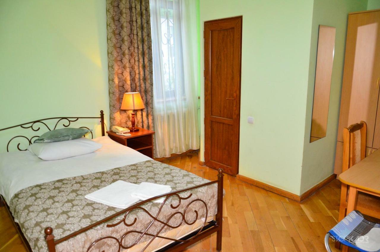 גוריס Yeghevnut Hotel מראה חיצוני תמונה