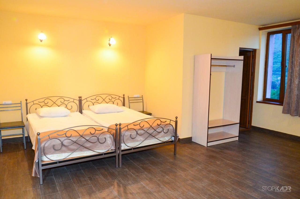 גוריס Yeghevnut Hotel מראה חיצוני תמונה