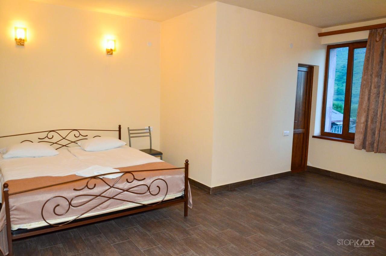 גוריס Yeghevnut Hotel מראה חיצוני תמונה